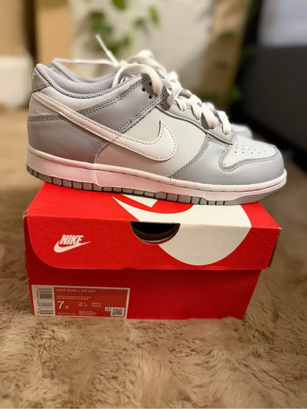 Nike Kids Grey and White Low-Top Sneakers